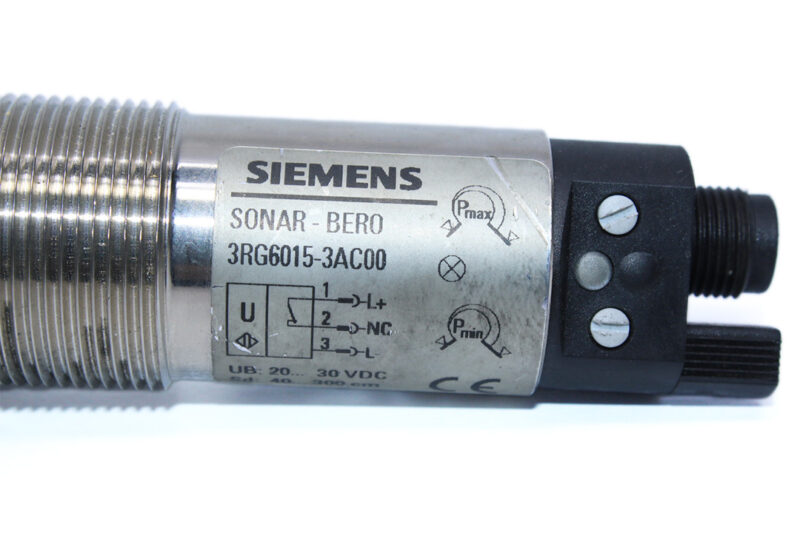 SIEMENS 3RG6015-3AC00 ULTRASONIC SENSOR