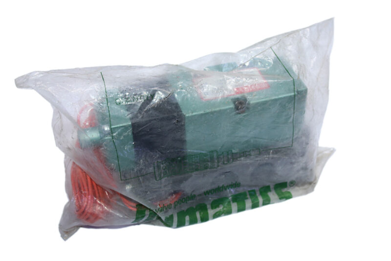 NUMATICS 555SA431K015L SOLENOID VALVE - Image 4