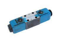 VICKERS DG4V 3 2N VM U H7 60 DIRECTIONAL CONTROL VALVE