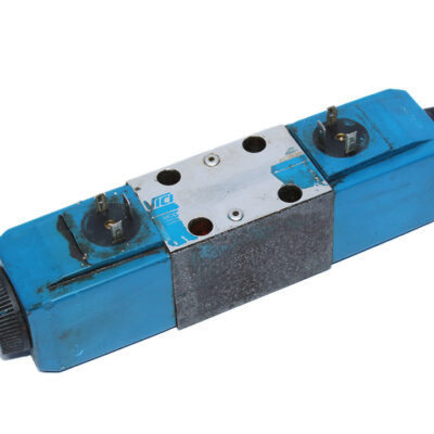 VICKERS DG4V 3 2N VM U H7 60 DIRECTIONAL CONTROL VALVE