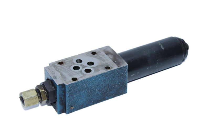 REXROTH R900483786 PRESSURE REDUCING VALVE ZDR6DP2-42/75YM - Image 4