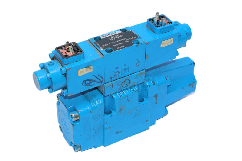 REXROTH R900494165 PROPORTIONAL PRESSURE REDUCING VALVE 4WRZ10W50-51/6A24ETK4/D3M-630 - Image 6