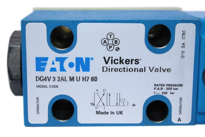 VICKERS DG4V 3 2AL M U H7 60 SOLENOID OPERATED DIRECTIONAL VALVE - Image 3