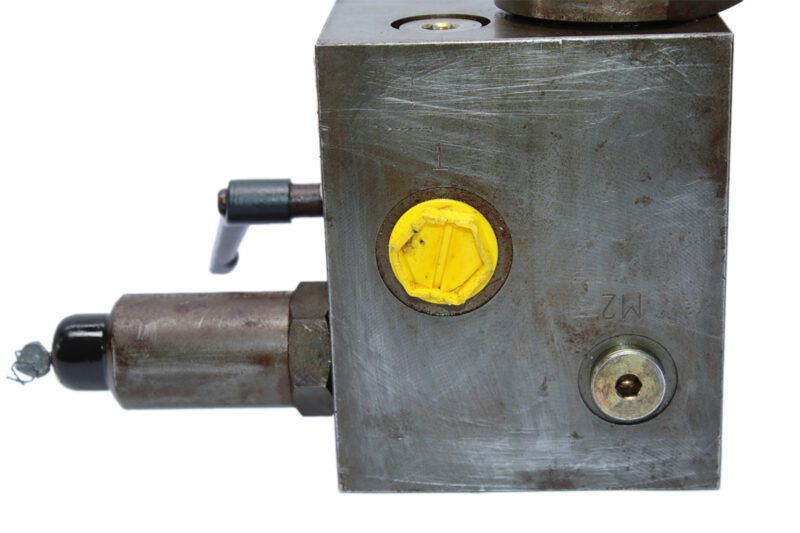 HYDAC SAF20M12T300A-S12 SAFETY AND SHUT-OFF BLOCK 2120328 - Image 5