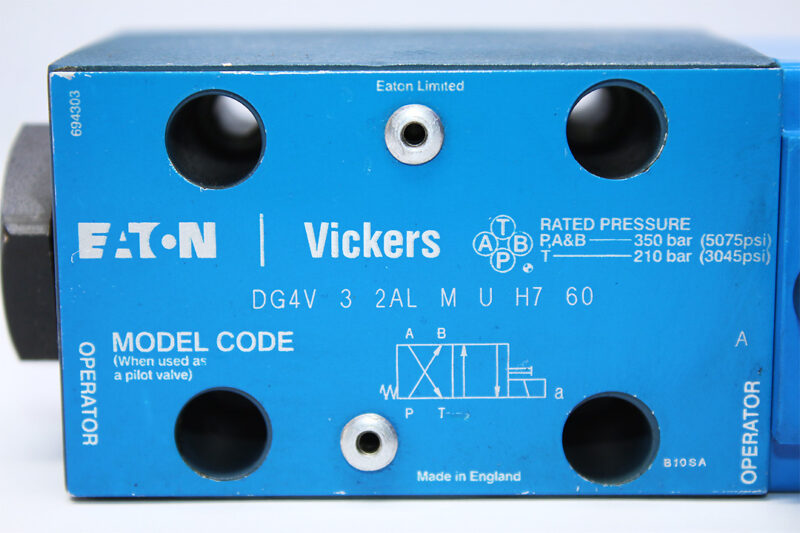 VICKERS DG4V 3 2AL M U H7 60 SOLENOID OPERATED DIRECTIONAL VALVE