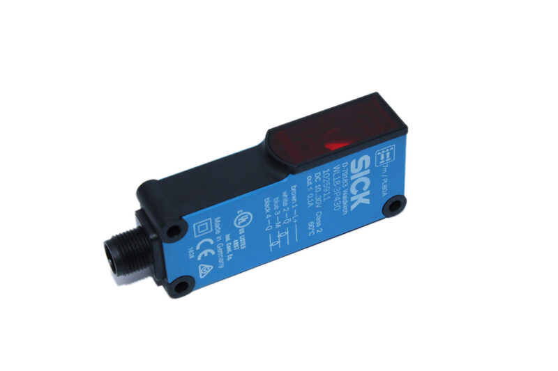 SICK WL18-3P430 Photoelectric retro-reflective sensor  1025911