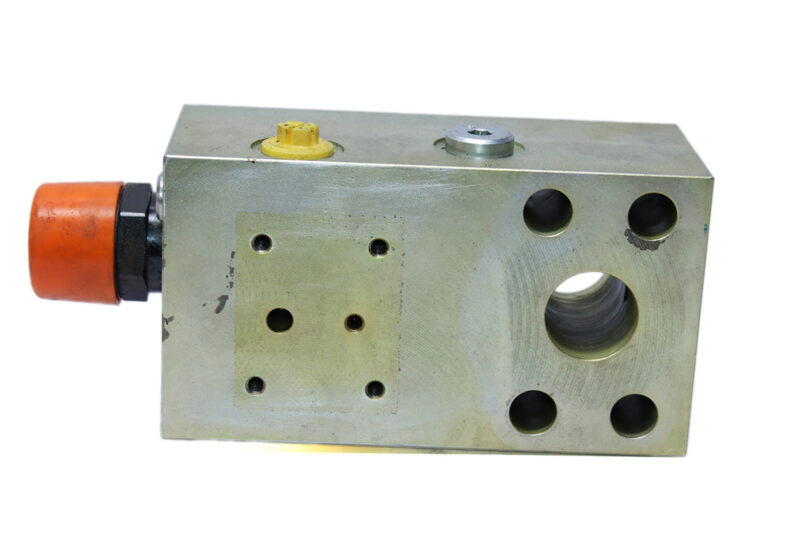 REXROTH R901197001 PUMP SAFETY BLOCK DBAEE25BH2-23/350G24K31A1A00 - Image 7