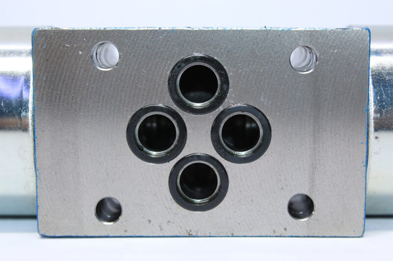 REXROTH R900561292 DIRECTIONAL CONTROL VALVE 4WE6Q62/EG24N9K4 - Image 6