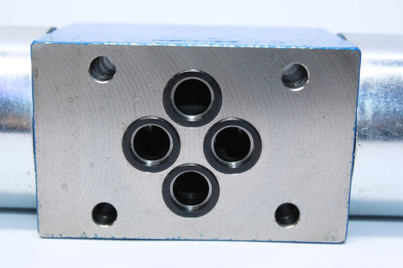 REXROTH R900568233 DIRECTIONAL CONTROL VALVE 4WE6W62/EG24N9K4 - Image 6