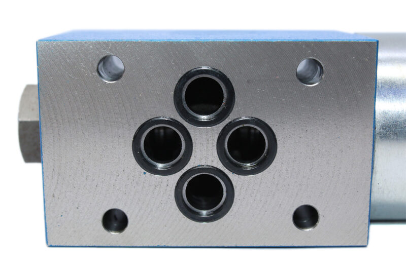 REXROTH R900561290 DIRECTIONAL CONTROL VALVE 4WE6JA62/EG24N9K4 - Image 6