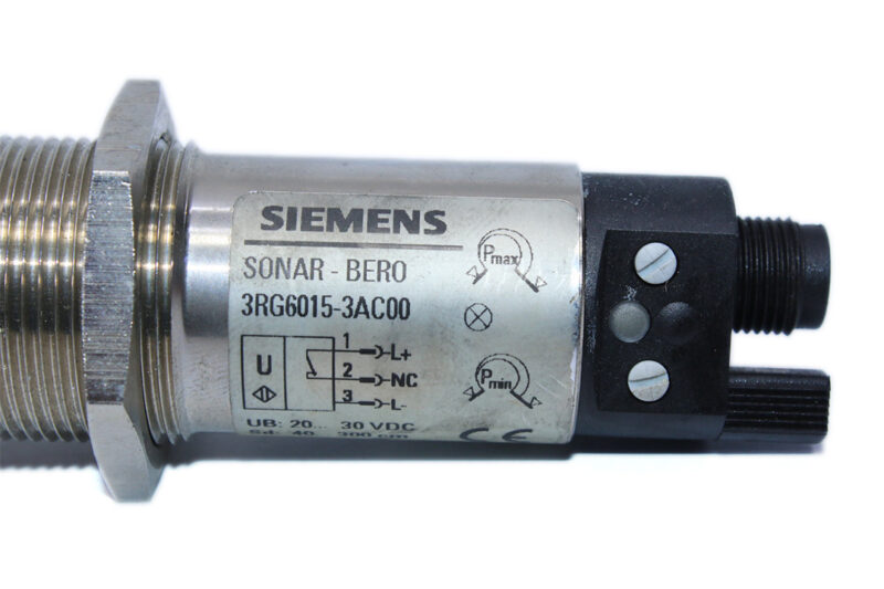 SIEMENS 3RG6015-3AC00 ULTRASONIC SENSOR