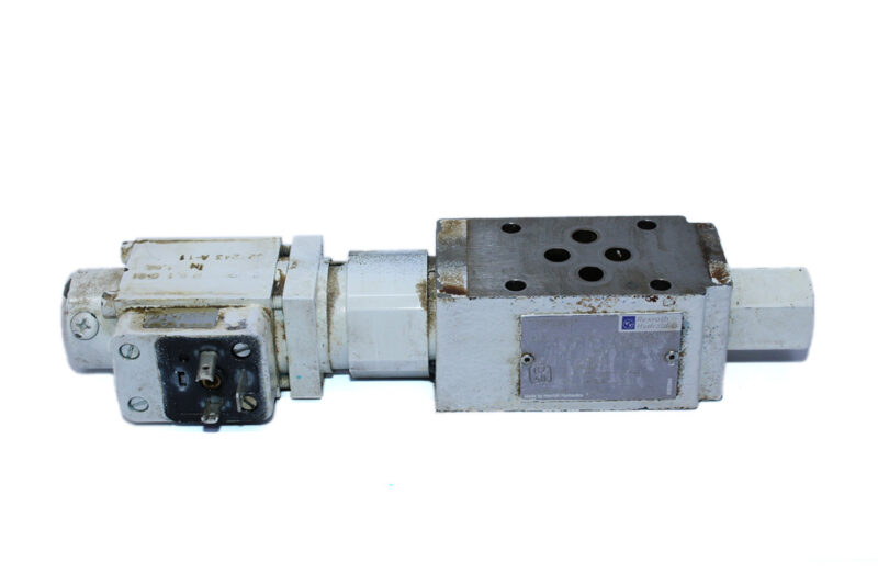 REXROTH R900915963 PROPORTIONAL PRESSURE CONTROL VALVE ZDRE6VP2-10/210MG24K4M - Image 3