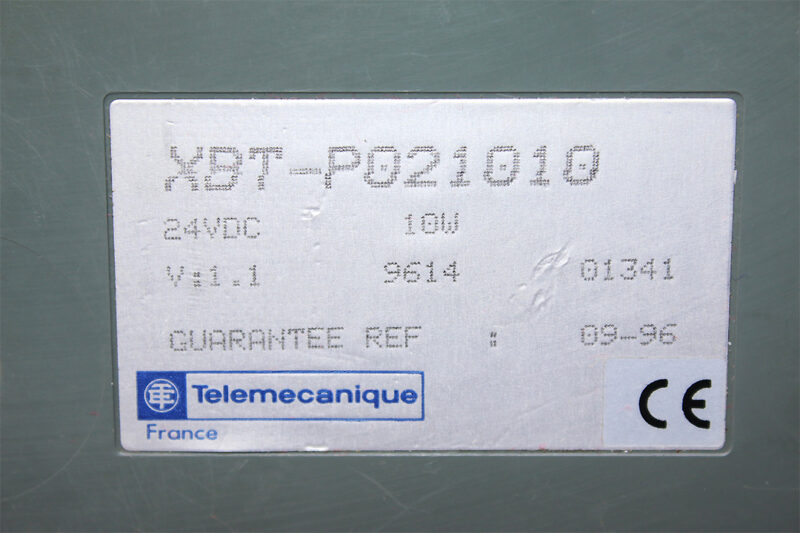 TELEMECANIQUE XBT-P021010 OPERATOR INTERFACE