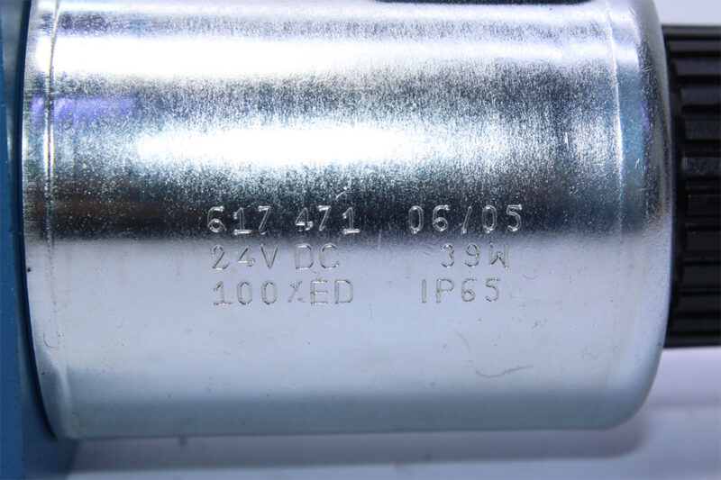 VICKERS DG4V 5 52CJ M U H6 20 SOLENOID OPERATED DIRECTIONAL VALVE - Image 4