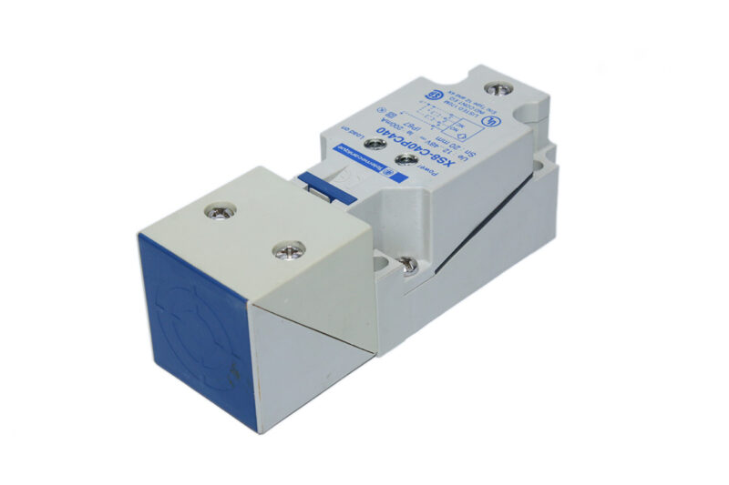 TELEMECANIQUE XS8-C40PC440 Inductive proximity sensors - Image 5