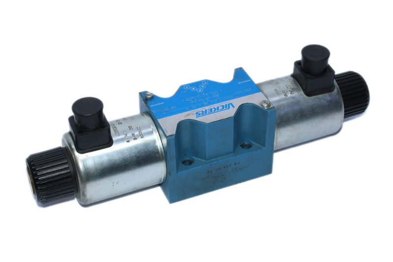 VICKERS DG4V 5 8CJ VM U H6 20 SOLENOID OPERATED DIRECTIONAL VALVE - Image 5
