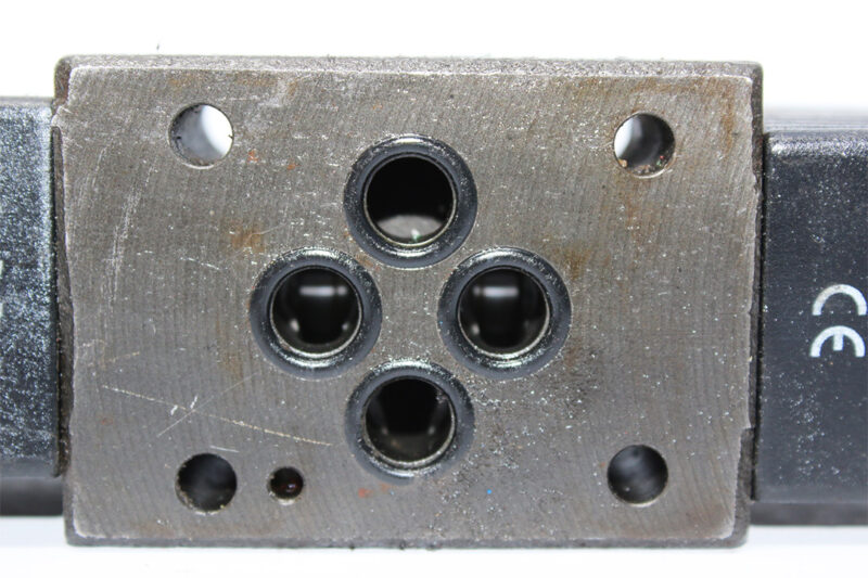 DUPLOMATIC MD1L-S3/10N-D00 DIRECTIONAL CONTROL VALVE - Image 5