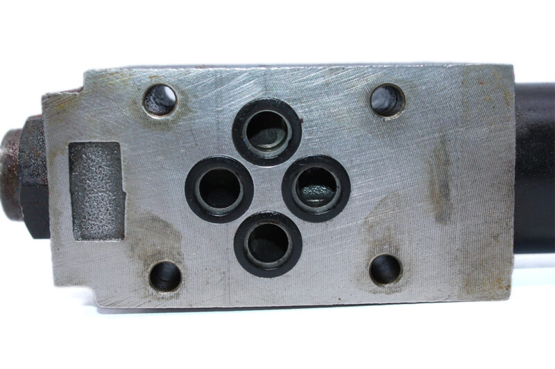 REXROTH R900431771 PRESSURE REDUCING VALVE ZDR6DB2-42/75YM - Image 6