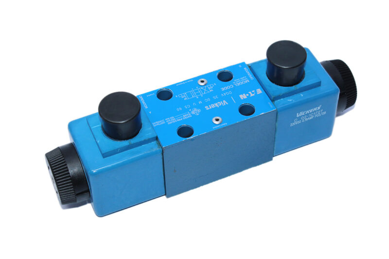 VICKERS DG4V 3S 0C M U C5 60 SOLENOID OPERATED DIRECTIONAL VALVE - Image 5