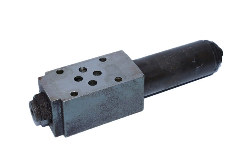 REXROTH R900483787 PRESSURE REDUCING VALVE ZDR6DP2-42/150YM - Image 4