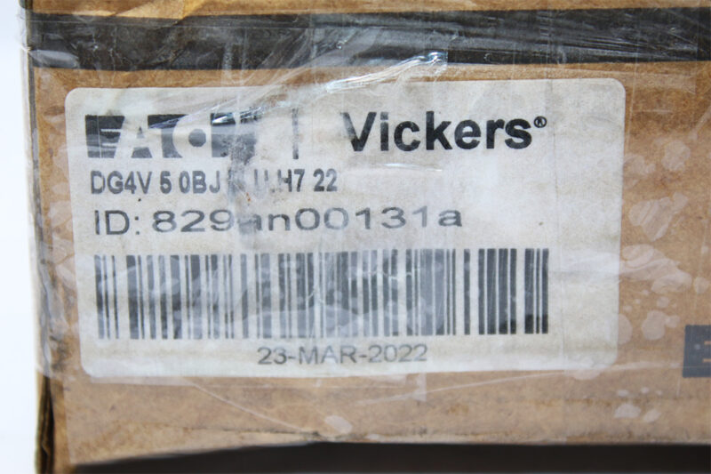 VICKERS DG4V 5 0BJ M U H7 22 SOLENOID OPERATED DIRECTIONAL VALVE