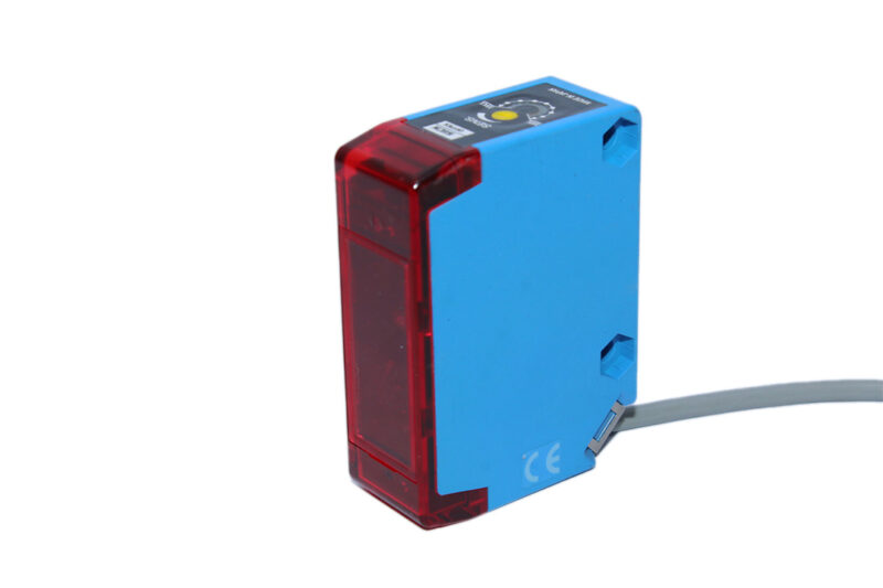 SICK WL250-P132 PHOTOELECTRIC RETRO-REFLECTIVE SENSOR 6010608 - Image 4