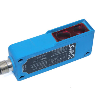 WENGLOR HN33PA3 Reflex Sensor with Background Suppression