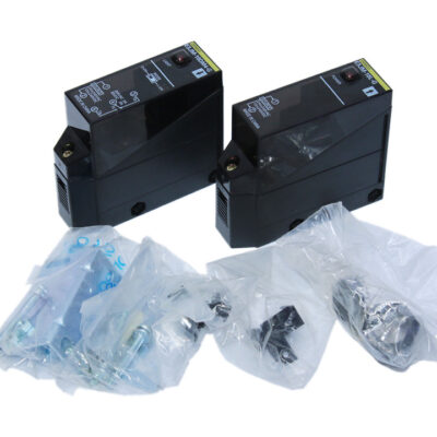 OMRON E3JM-10M4-G Photoelectric Sensor