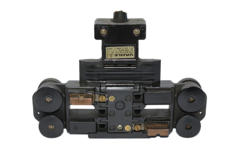 VAHLE SKN 4/40K-5HS Current collector 600V 40A - Image 3