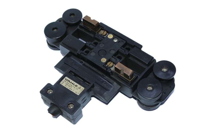VAHLE SKN 4/40K-5HS Current collector 600V 40A