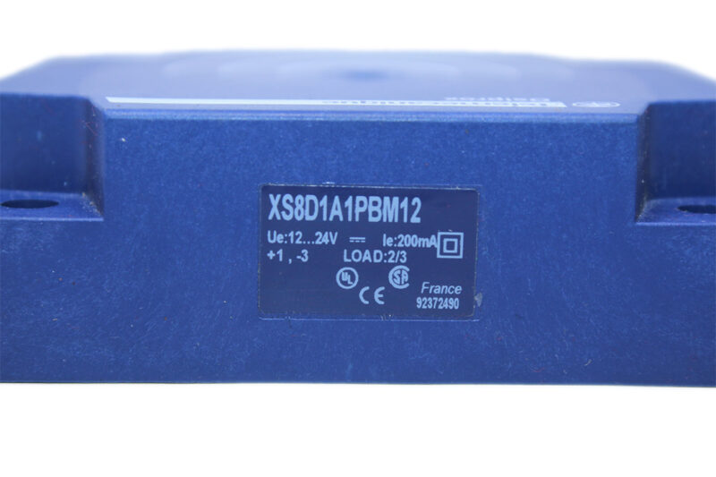 TELEMECANIQUE XS8D1A1PBM12 INDUCTIVE PROXIMITY SENSOR - Image 3