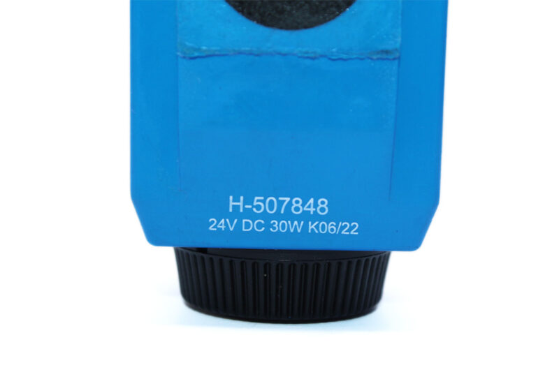 VICKERS DG4V 3 6B M U H7 60 SOLENOID OPERATED DIRECTIONAL VALVE - Image 5