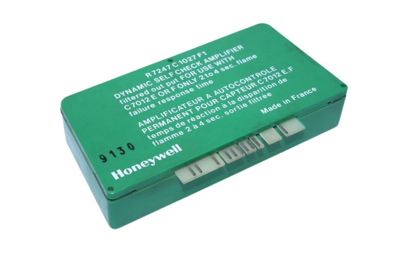 HONEYWELL R7247 C 1027 F1 FLAME CONTROL