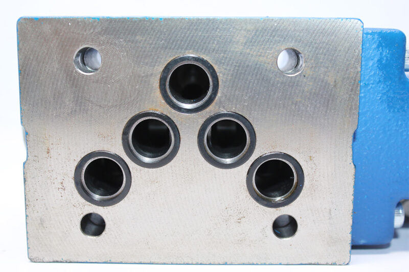 REXROTH R901350267 MANUAL DIRECTIONAL VALVE 4WMM10G50//M - Image 5