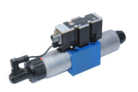 REXROTH R900927233 PROPORTIONAL DIRECTIONAL VALVE 4WREE10W75-23/G24K31/A1V