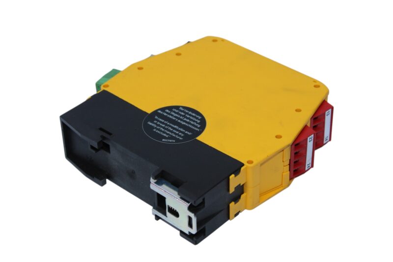 IFM G1501S SAFTEY RELAY - Image 7