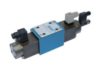REXROTH R900495391 PROPORTIONAL DIRECTIONAL VALVE 4WRE10W32-13/24Z4/M