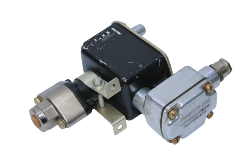 BARKSDALE TC 9622-3 PRESSURE SWITCH - Image 5