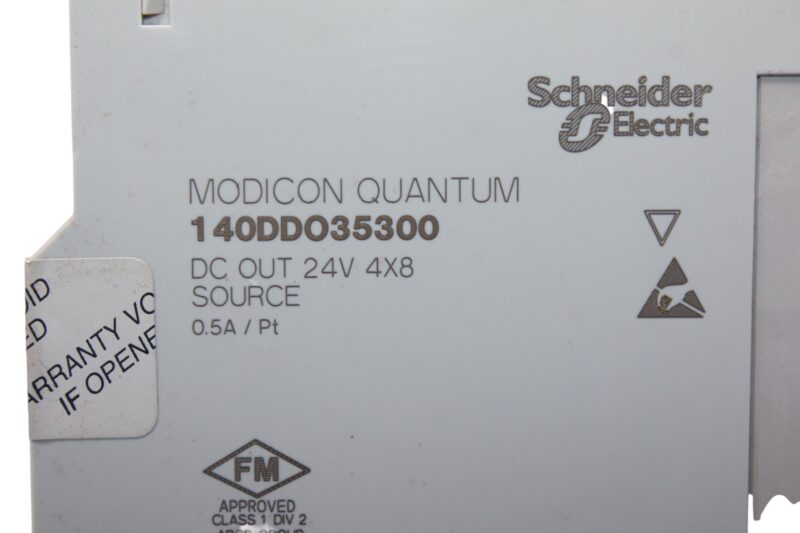 SCHNEIDER 140DDO35300 DISCRETE OUTPUT MODULE - Image 2