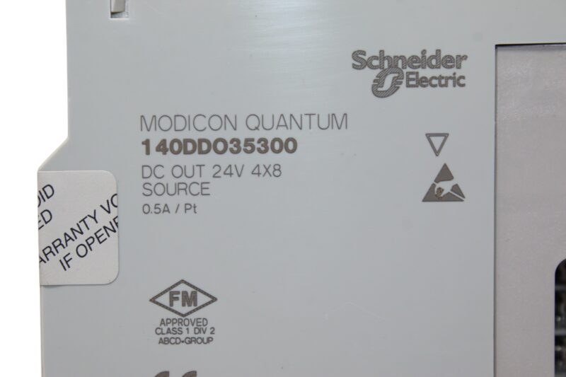 SCHNEIDER 140DDO35300 DISCRETE OUTPUT MODULE - Image 2