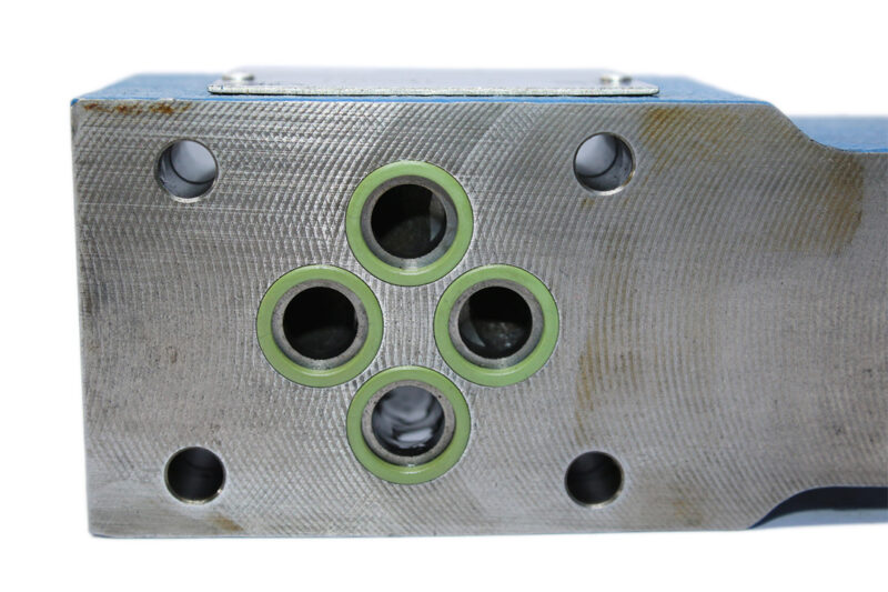REXROTH R900409898 PRESSURE RELIEF VALVE ZDB 6 VP2-42/315V - Image 4