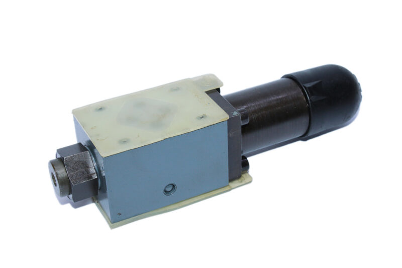 VICKERS ZDR6DP2-31/25YM PRESSURE REDUCING VALVE - Image 6