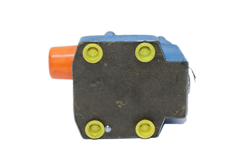 REXROTH R900597197 PRESSURE REDUCING VALVE DR10-5-52/100YM - Image 6