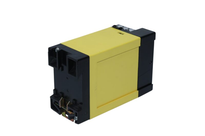BENDER UG 134 P INSULATION MONITORING DEVICE - Image 4