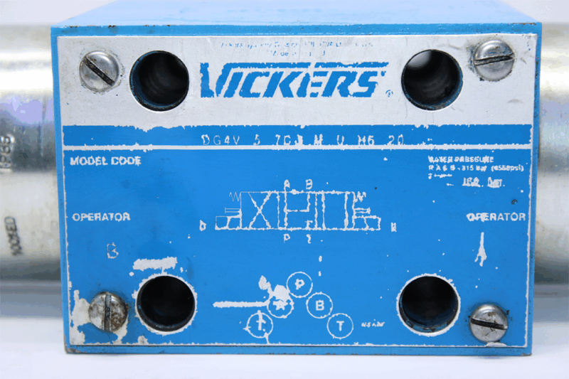 VICKERS DG4V 5 7CJ M U H6 20 SOLENOID OPERATED DIRECTIONAL VALVE 459189