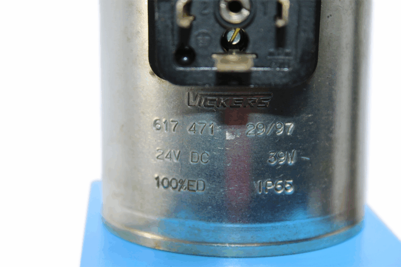 VICKERS DG4V 5 7CJ M U H6 20 SOLENOID OPERATED DIRECTIONAL VALVE 459189 - Image 4