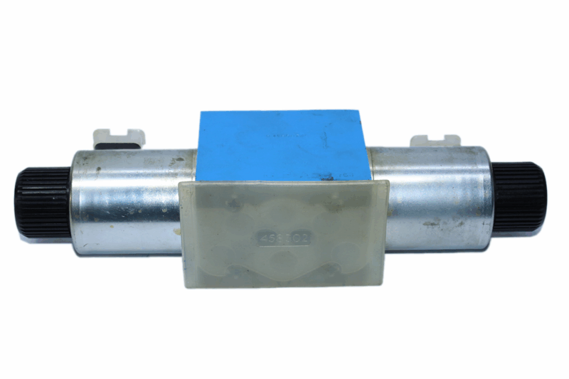 VICKERS DG4V 5 7CJ M U H6 20 SOLENOID OPERATED DIRECTIONAL VALVE 459189 - Image 7