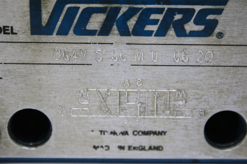 VICKERS DG4V 5 6C M U C6 20 SOLENOID OPERATED DIRECTIONAL VALVE 616783