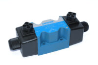 VICKERS DG4V 5 8CJ VM U C6 20 SOLENOID OPERATED DIRECTIONAL VALVE