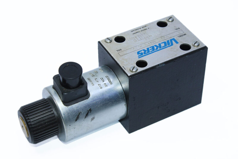 VICKERS DG4V 5 2BLJ M U H6 20 SOLENOID OPERATED DIRECTIONAL VALVE - Image 5